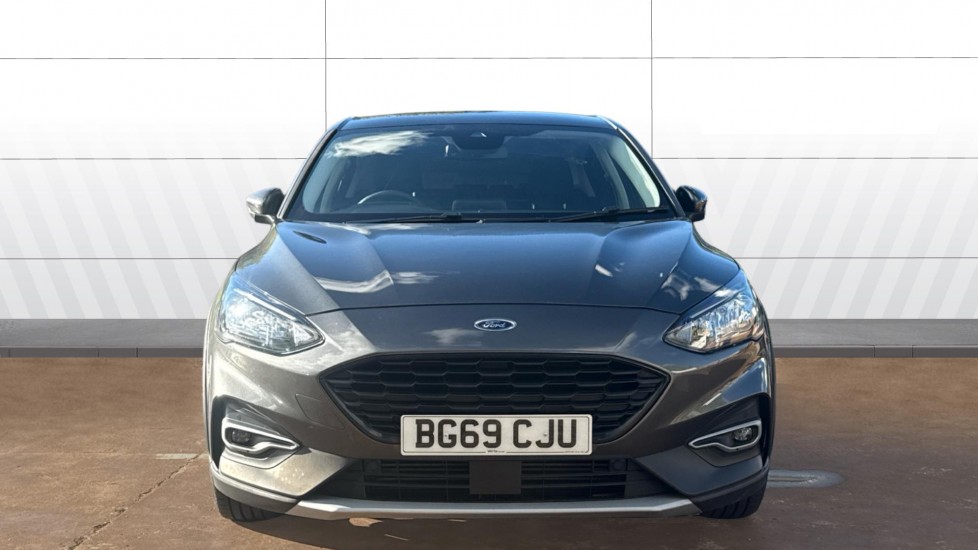 Ford Focus 1.0 EcoBoost 125 Active X 5dr Petrol Hatchback - Image 3