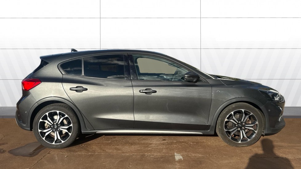 Ford Focus 1.0 EcoBoost 125 Active X 5dr Petrol Hatchback - Image 5