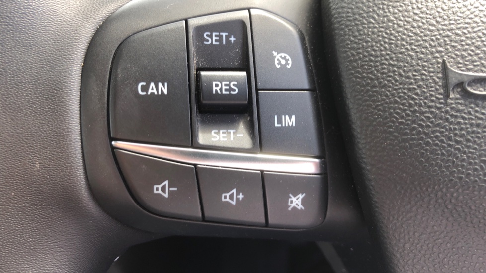 Ford Fiesta 1.0 EcoBoost Titanium 5dr Petrol Hatchback - Image 23