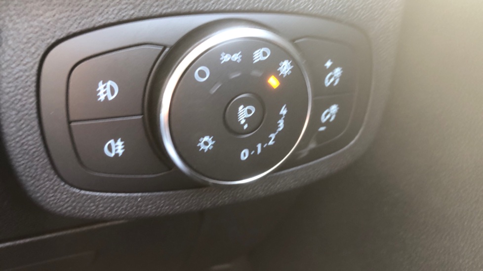 Ford Fiesta 1.0 EcoBoost Titanium 5dr Petrol Hatchback - Image 25