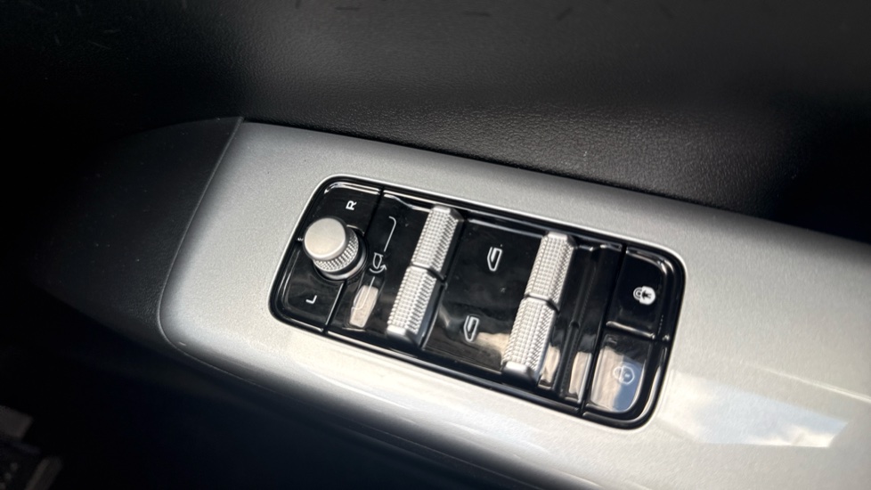 Geely Ex2 85kW Max 47kWh 5dr Auto Electric Hatchback - Image 21