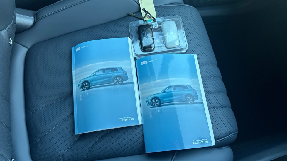Geely Ex5 160kW Ultra 68kWh 5dr Auto Electric Estate - Image 19