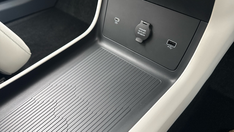 Geely Ex5 160kW Max 60kWh 5dr Auto Electric Estate - Image 30