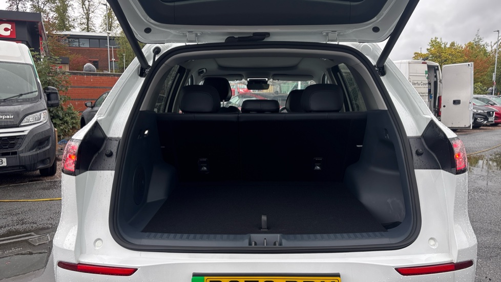 Geely Ex5 160kW Max 60kWh 5dr Auto Electric Estate - Image 4