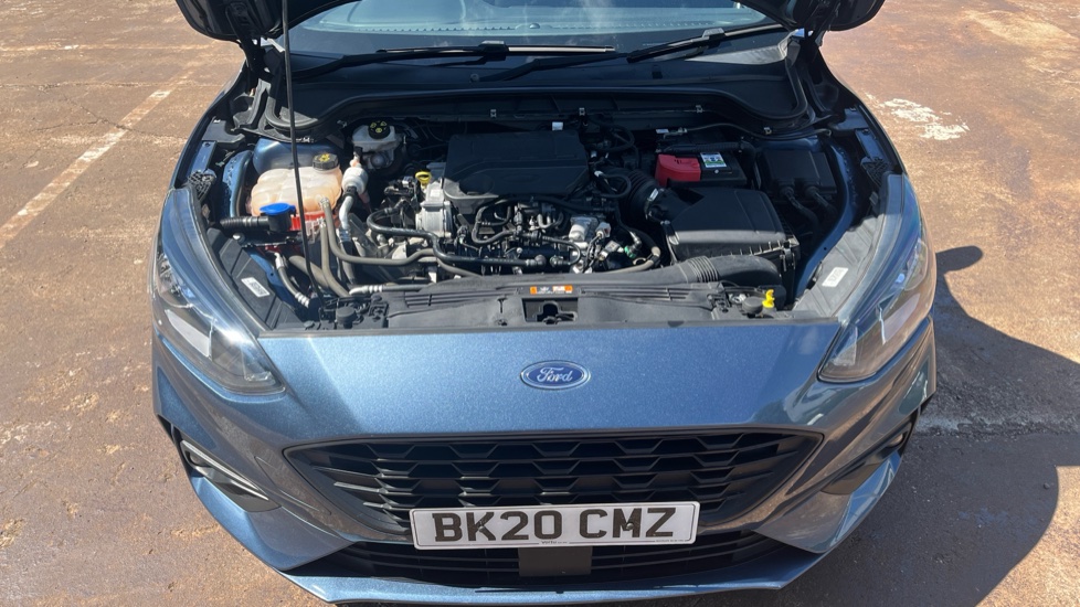 Ford Focus 1.0 EcoBoost 125 ST-Line 5dr Petrol Hatchback - Image 8