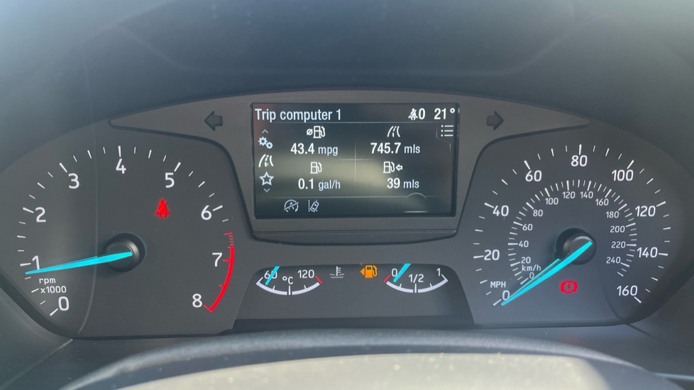 Ford Focus 1.0 EcoBoost 125 ST-Line 5dr Petrol Hatchback - Image 18