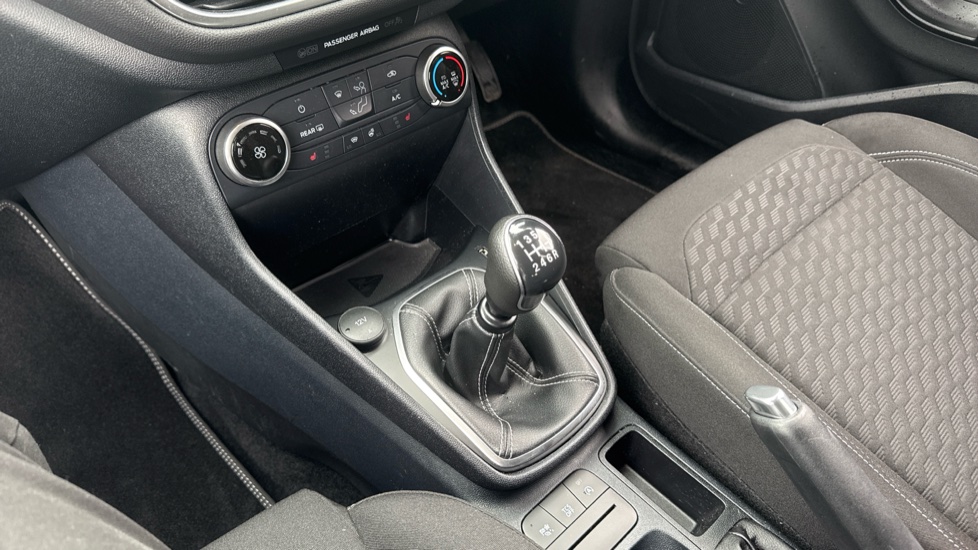Ford Fiesta 1.0 EcoBoost Titanium 5dr Petrol Hatchback - Image 13