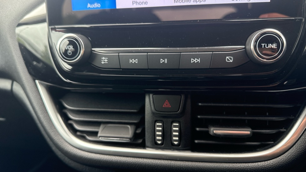 Ford Fiesta 1.0 EcoBoost Titanium 5dr Petrol Hatchback - Image 25