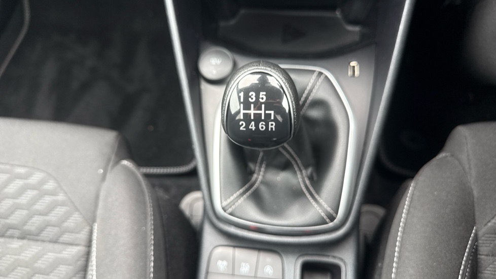 Ford Fiesta 1.0 EcoBoost Titanium 5dr Petrol Hatchback - Image 30