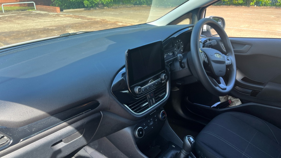 Ford Fiesta 1.1 75 Trend 5dr Petrol Hatchback - Image 9