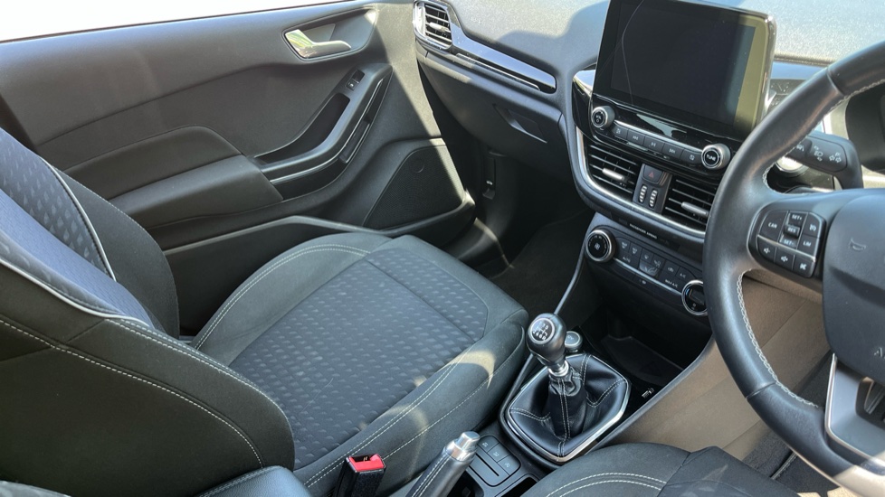 Ford Fiesta 1.0 EcoBoost Titanium 5dr Petrol Hatchback - Image 14