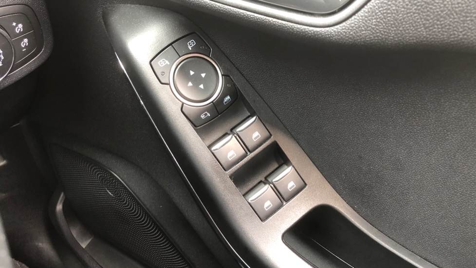 Ford Fiesta 1.0 EcoBoost 125 ST-Line Edition 5dr Petrol Hatchback - Image 27