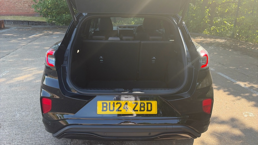 Ford Puma 1.0 EcoBoost Hybrid mHEV ST-Line X 5dr Petrol Hatchback - Image 4