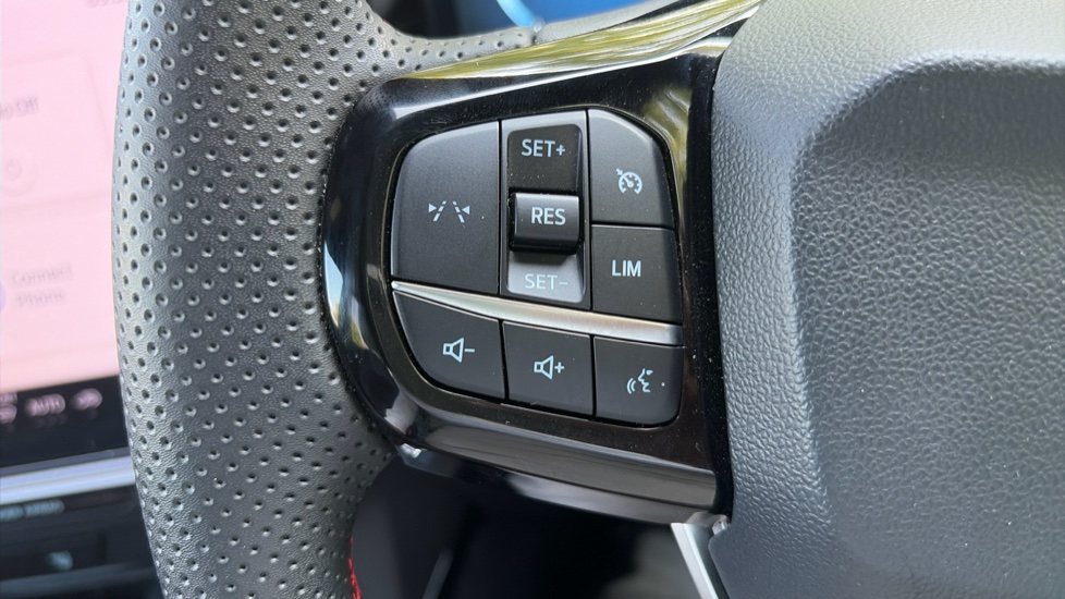 Ford Puma 1.0 EcoBoost Hybrid mHEV ST-Line X 5dr Petrol Hatchback - Image 29