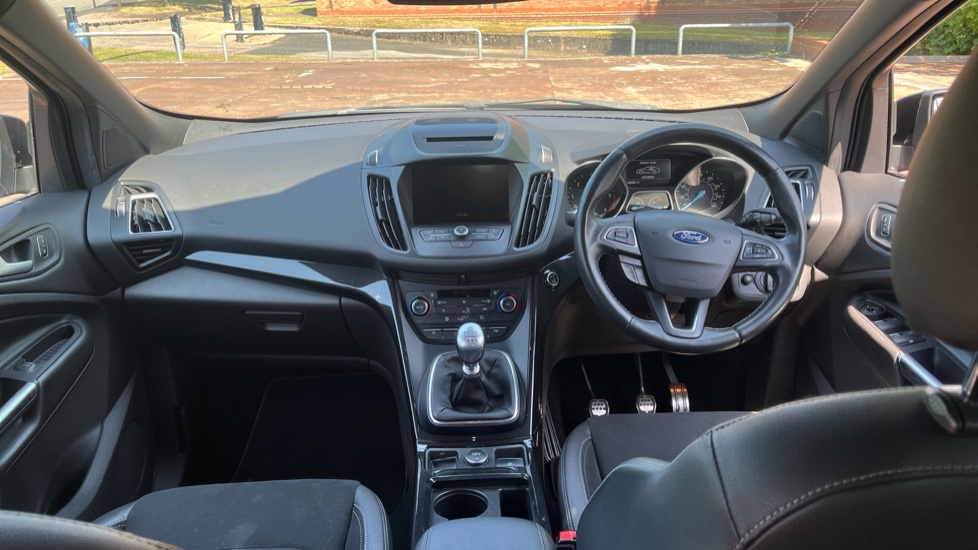 Ford Kuga 2.0 TDCi ST-Line 5dr 2WD Diesel Estate - Image 10