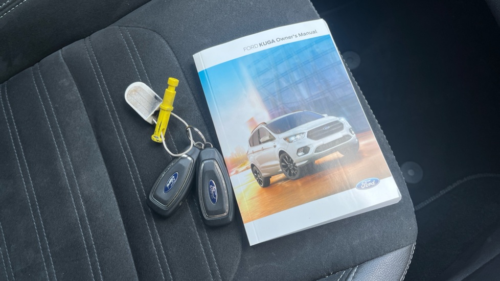 Ford Kuga 2.0 TDCi ST-Line 5dr 2WD Diesel Estate - Image 19