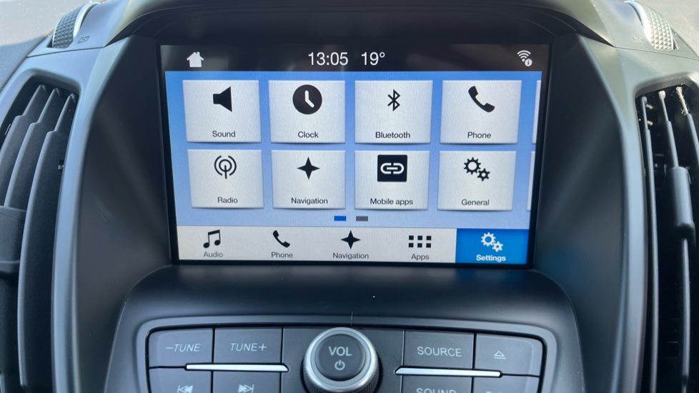 Ford Kuga 2.0 TDCi ST-Line 5dr 2WD Diesel Estate - Image 28
