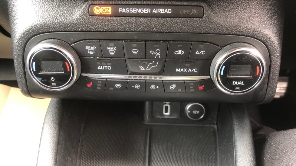 Ford Focus 1.0 EcoBoost 125 ST-Line X 5dr Auto Petrol Hatchback - Image 29