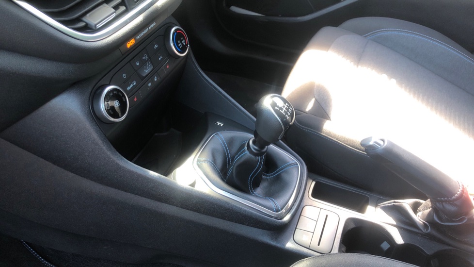 Ford Fiesta 1.0 EcoBoost Active 5dr Petrol Hatchback - Image 13