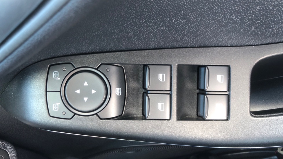 Ford Fiesta 1.0 EcoBoost Active 5dr Petrol Hatchback - Image 24