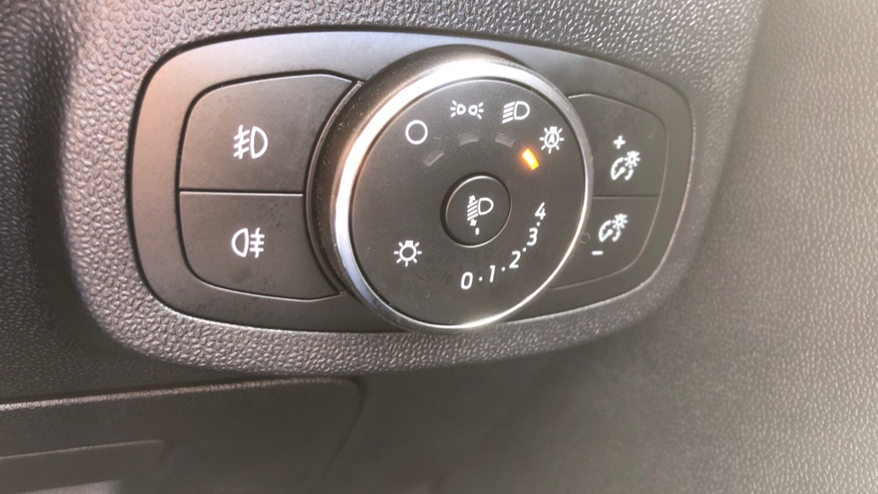 Ford Fiesta 1.0 EcoBoost Active 5dr Petrol Hatchback - Image 27