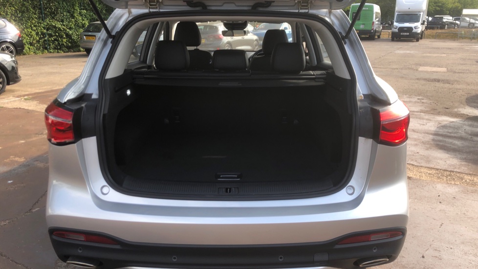 MG HS 1.5 T-GDI Excite 5dr Petrol Hatchback - Image 4