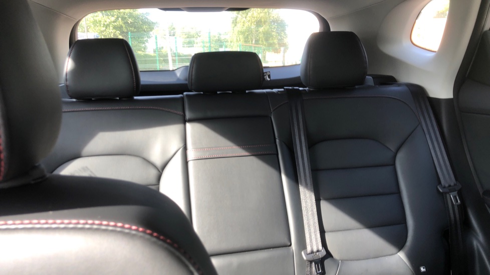 MG HS 1.5 T-GDI Excite 5dr Petrol Hatchback - Image 15