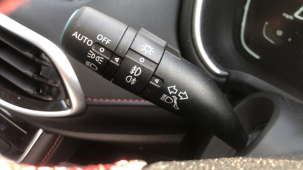 MG HS 1.5 T-GDI Excite 5dr Petrol Hatchback - Image 28