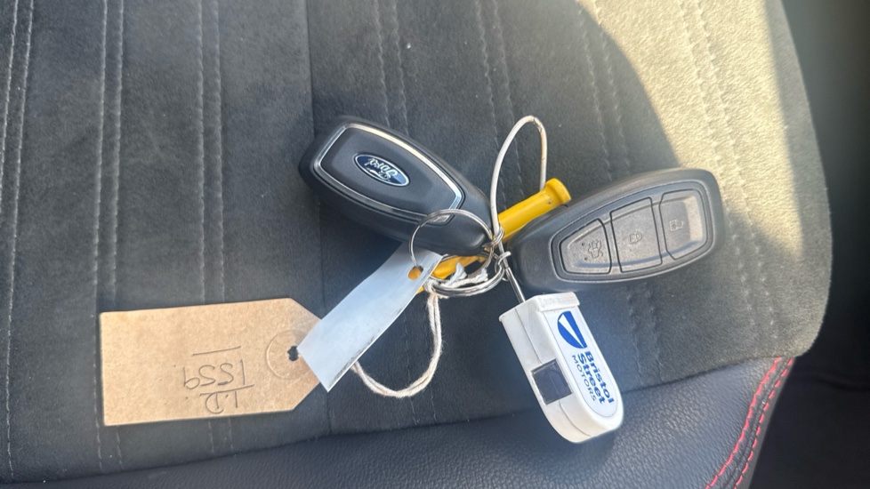 Ford Kuga 1.5 EcoBoost 150 ST-Line Edition 5dr Petrol Estate - Image 20