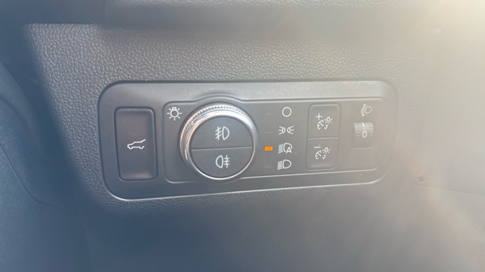 Ford Kuga 1.5 EcoBoost 150 ST-Line Edition 5dr Petrol Estate - Image 24