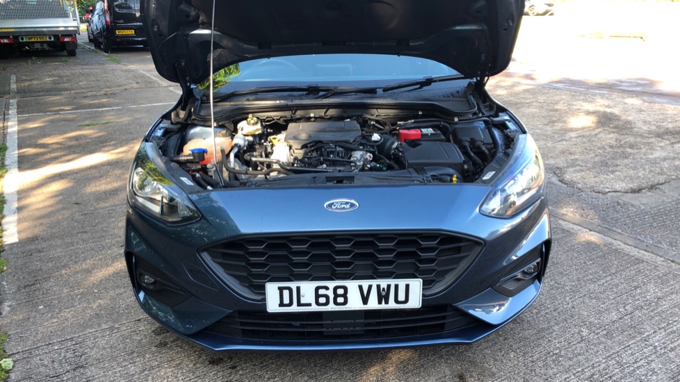Ford Focus 1.0 EcoBoost 125 ST-Line 5dr Petrol Hatchback - Image 8