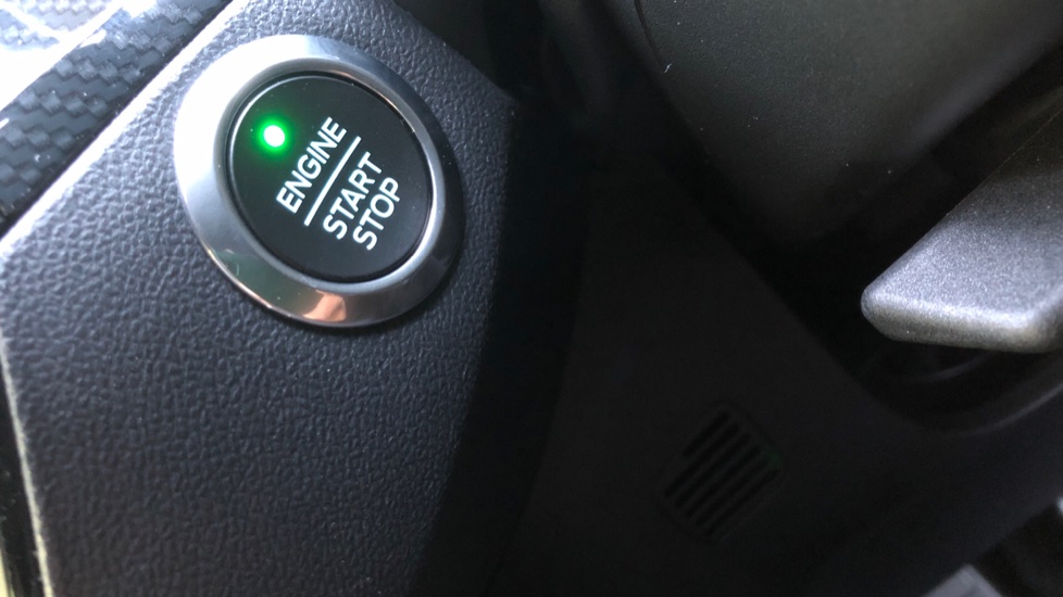 Ford Focus 1.0 EcoBoost 125 ST-Line 5dr Petrol Hatchback - Image 36