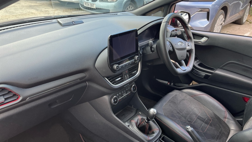 Ford Fiesta 1.0 EcoBoost Hybrid mHEV 155 ST-Line Vignale 5dr Petrol Hatchback - Image 9
