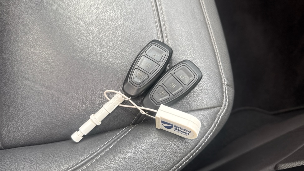 Ford Kuga 2.0 TDCi Titanium X 5dr 2WD Diesel Estate - Image 20