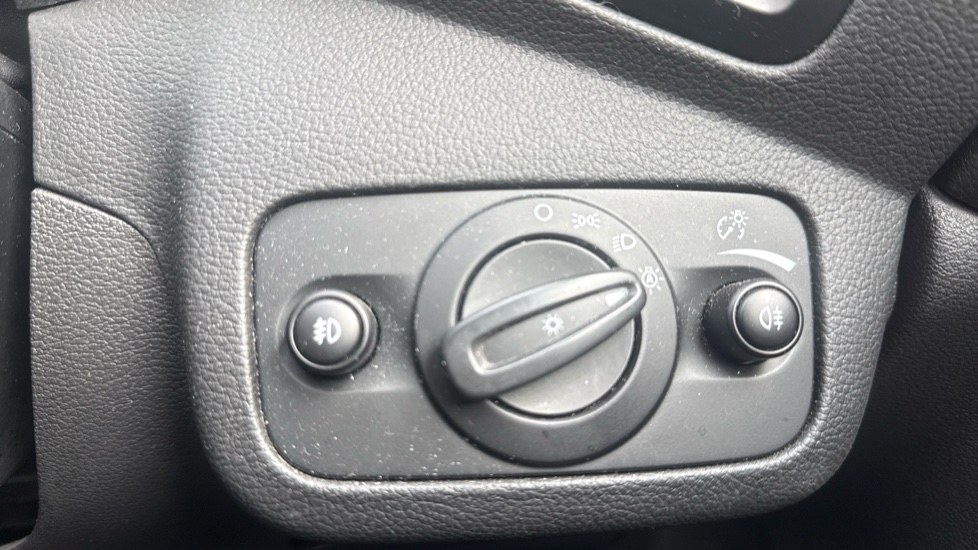 Ford Kuga 2.0 TDCi Titanium X 5dr 2WD Diesel Estate - Image 27