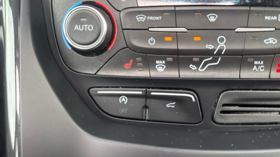 Ford Kuga 2.0 TDCi Titanium X 5dr 2WD Diesel Estate - Image 30