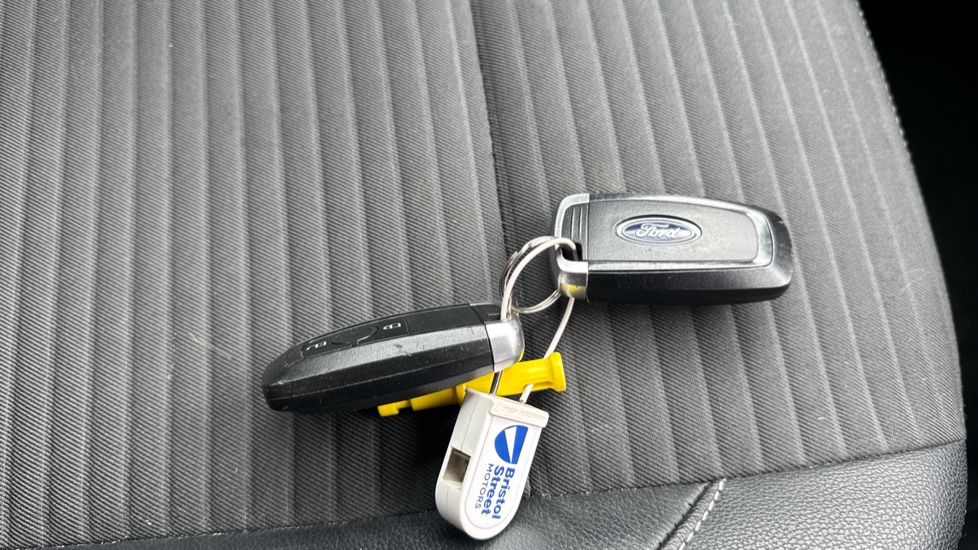 Ford EcoSport 1.0 EcoBoost 125 Titanium 5dr Petrol Hatchback - Image 20