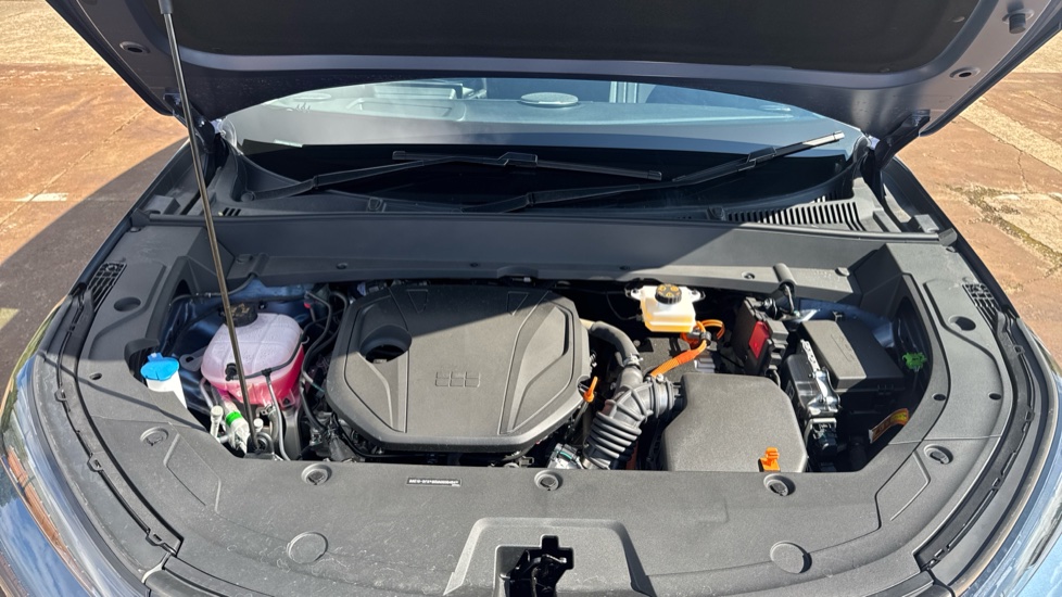 Geely Starray 1.5 EM-i Ultra 5dr Auto Estate - Image 8