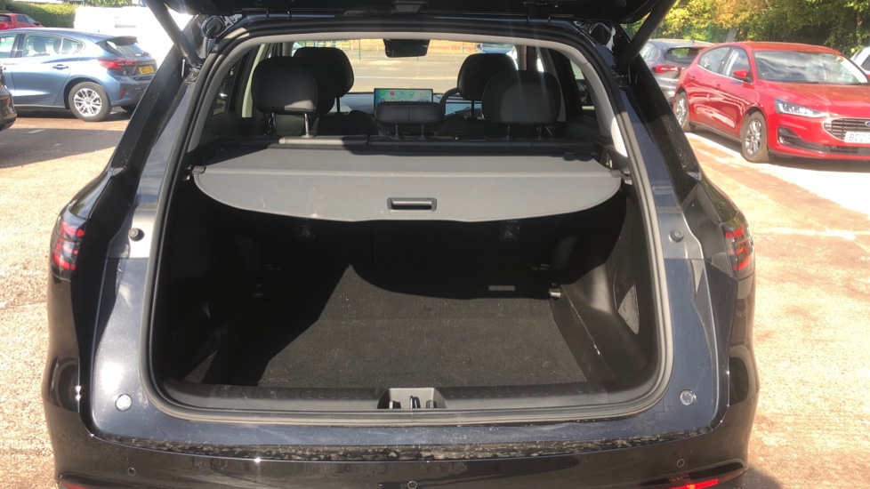 Geely Starray 1.5 EM-i Ultra 5dr Auto Estate - Image 4