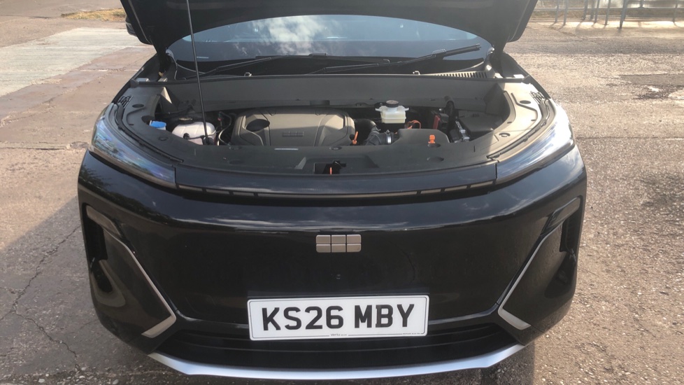 Geely Starray 1.5 EM-i Ultra 5dr Auto Estate - Image 8