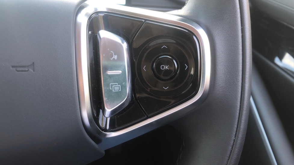 Geely Starray 1.5 EM-i Ultra 5dr Auto Estate - Image 31