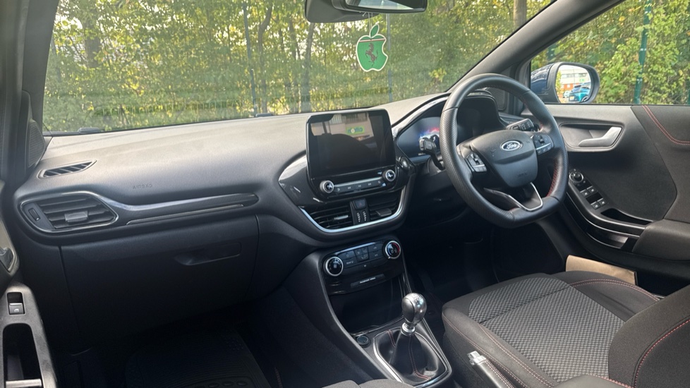 Ford Puma 1.0 EcoBoost Hybrid mHEV ST-Line 5dr Petrol Hatchback - Image 9
