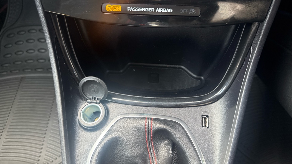 Ford Puma 1.0 EcoBoost Hybrid mHEV ST-Line 5dr Petrol Hatchback - Image 27