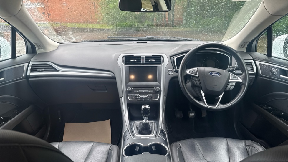 Ford Mondeo 1.5 EcoBoost 165 Titanium Edition 5dr Petrol Hatchback - Image 10