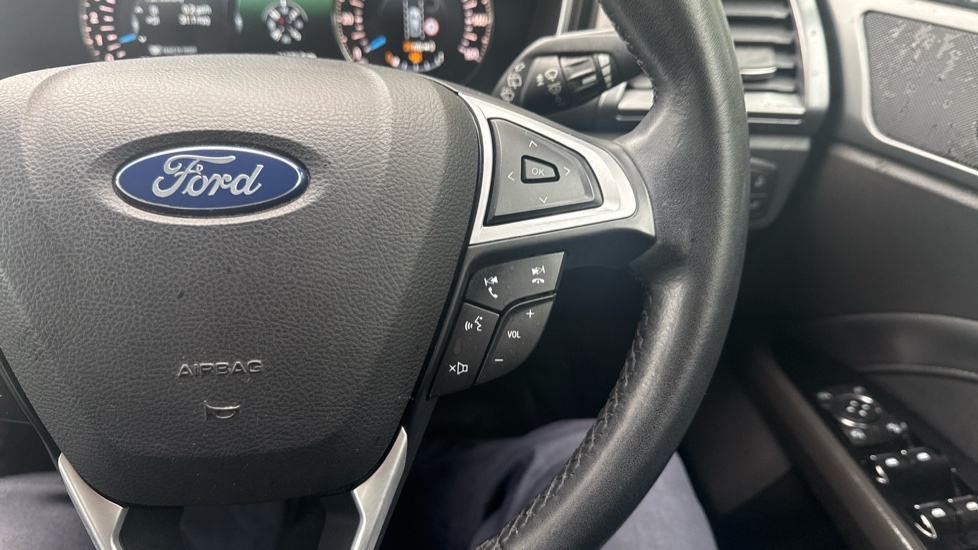 Ford Mondeo 1.5 EcoBoost 165 Titanium Edition 5dr Petrol Hatchback - Image 27