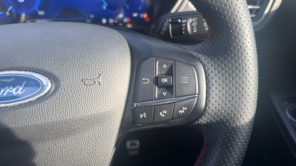 Ford Kuga 1.5 EcoBoost 150 ST-Line X Edition 5dr Petrol Estate - Image 23
