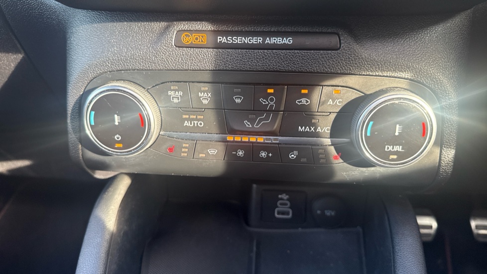 Ford Kuga 1.5 EcoBoost 150 ST-Line X Edition 5dr Petrol Estate - Image 25