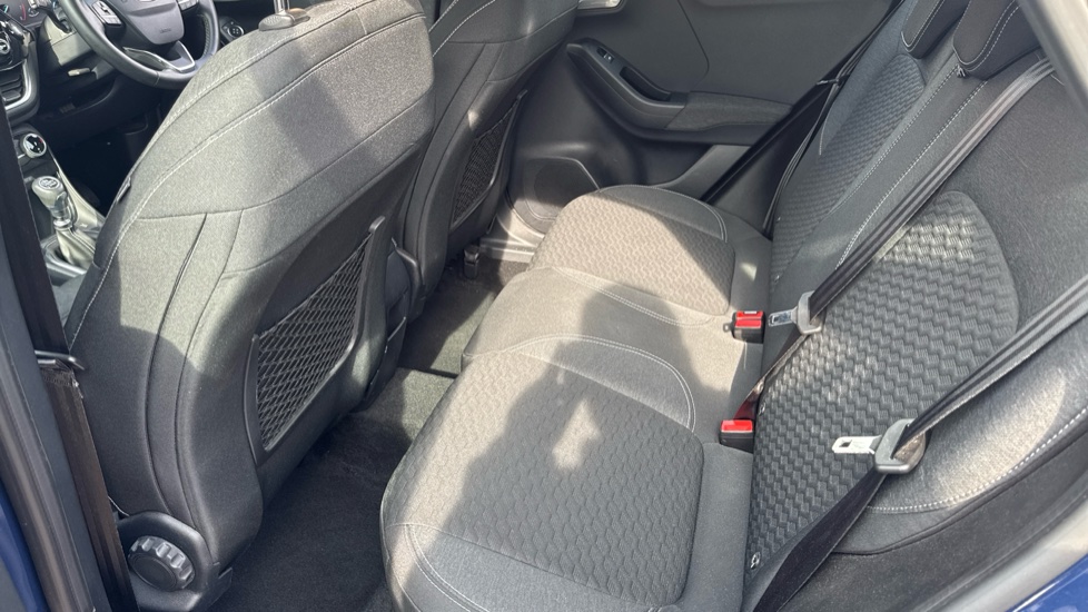 Ford Puma 1.0 EcoBoost Hybrid mHEV Titanium 5dr Petrol Hatchback - Image 16