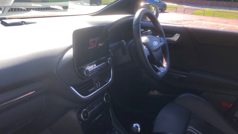 Ford Puma ST 1.5 EcoBoost ST 5dr Petrol Hatchback - Image 9