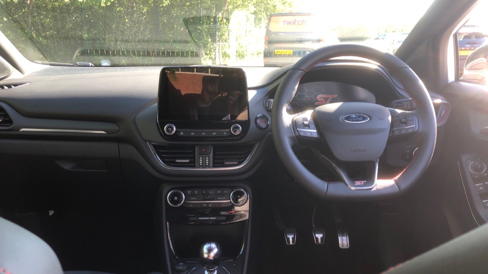 Ford Puma ST 1.5 EcoBoost ST 5dr Petrol Hatchback - Image 10